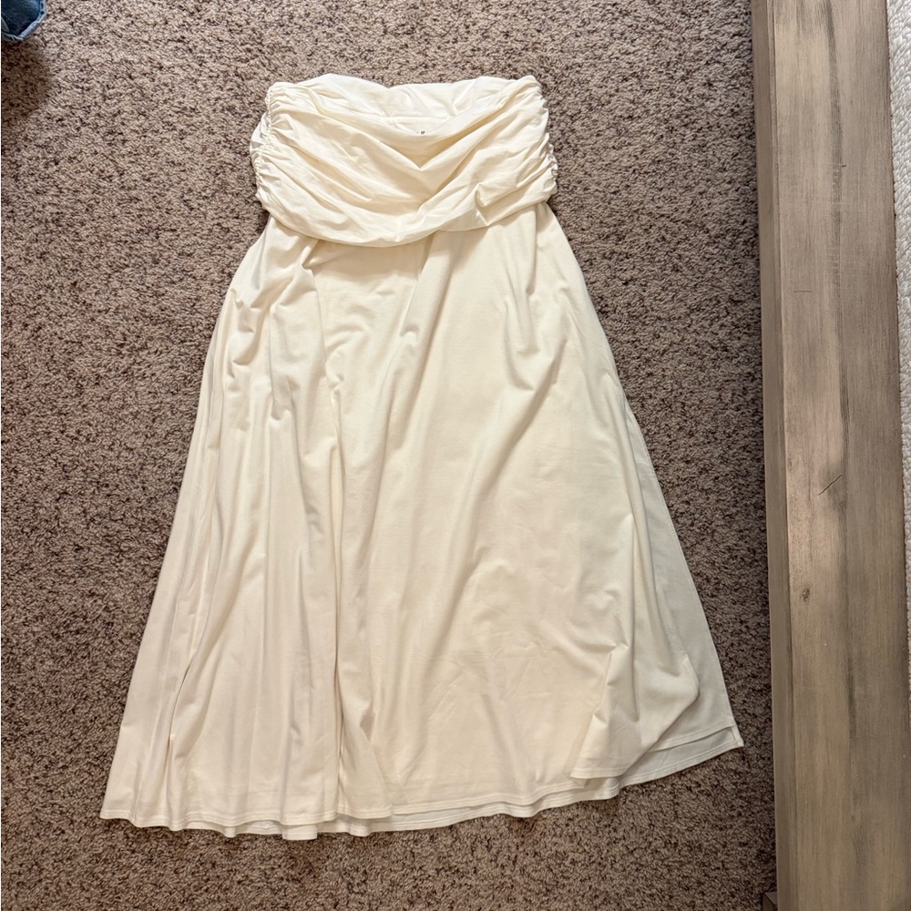 Abercrombie & Fitch Cream Strapless Dress